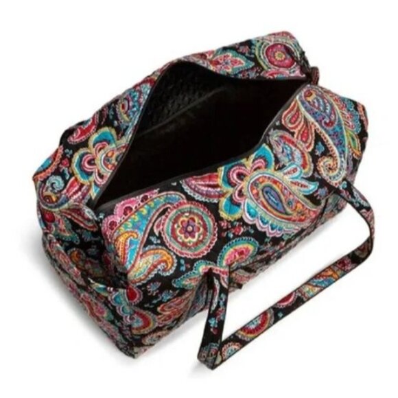 Vera Bradley Large Weekend Duffel Bag With Paisley Pattern - Picture 2 of 8